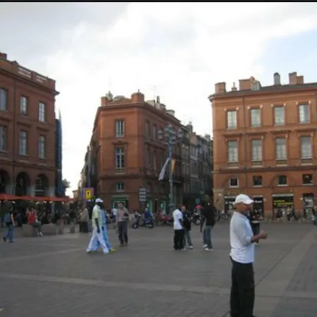 Apartment L'ecrin - Place Du Capitole Toulouse-parking Et Petit Dejeuner Inclus Toulouse