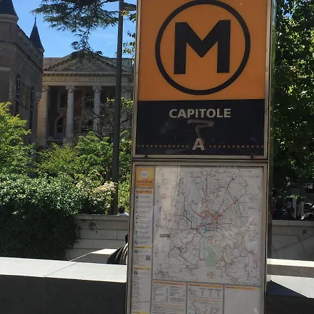 L'ecrin - Place Du Capitole Toulouse-parking Et Petit Dejeuner Inclus 公寓 *